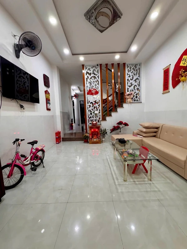 Bán nhà 3 tầng 4PN 183,9m² Phương Sơn Nha Trang