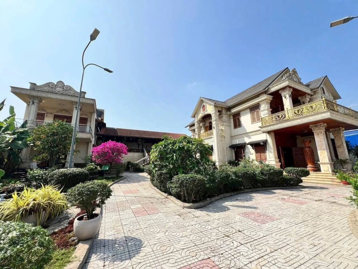 Bán biệt thự 2.430m² Trảng Bom Đồng Nai 25 tỷ - Ảnh 1