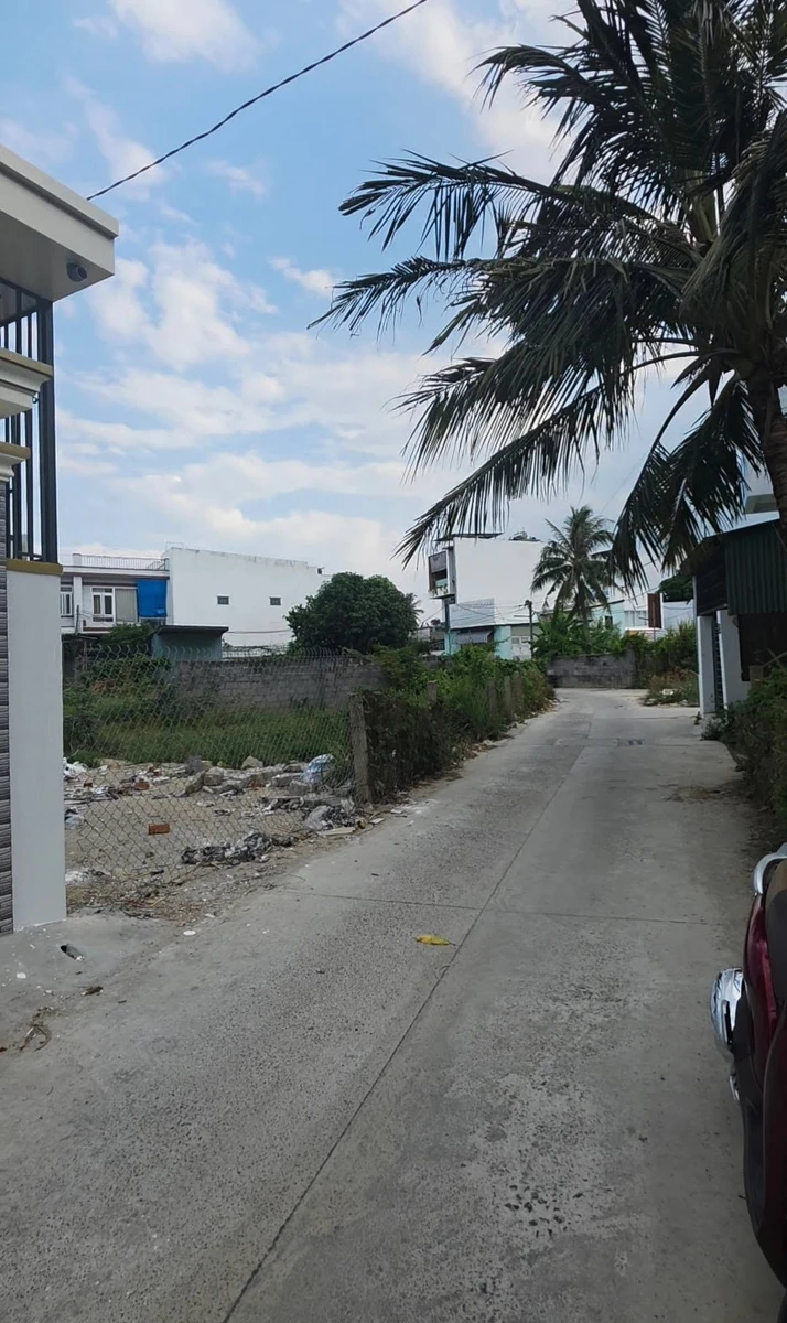 Bán nhà 3 tầng mới xây 100m2 đường Cầu Bè, Vĩnh Thạnh, Tây Nha Trang giá 5,2 tỷ - Ảnh thu nhỏ 3