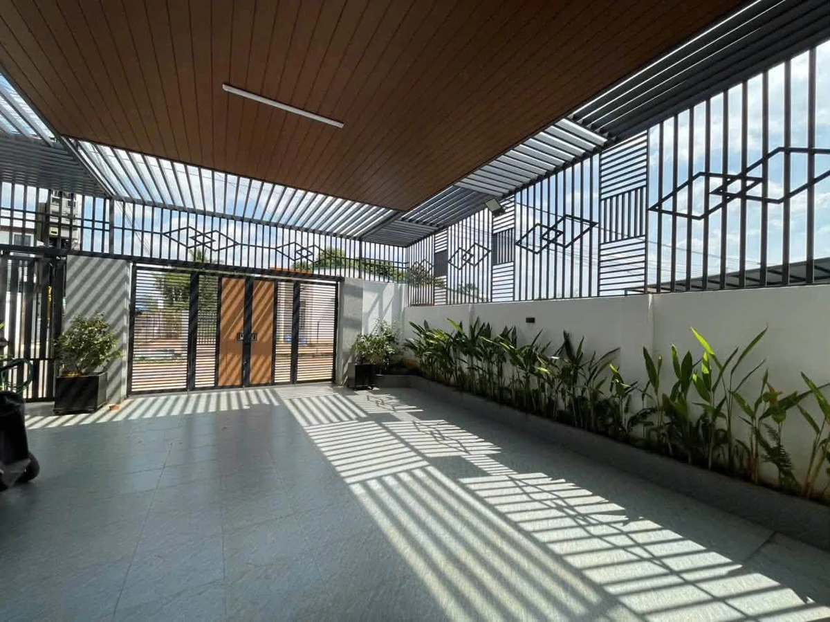 Bán nhà góc 2 mặt tiền hẻm 151 Y Wang nối dài, 75m2, 3PN 3WC, giá 3,75 tỷ - Ảnh thu nhỏ 2