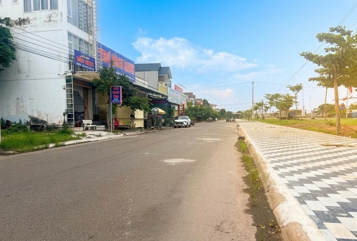 Bán nhà mặt tiền Song Hành QL1A 100m2, Bến Lội 2.65 tỷ - Ảnh thu nhỏ 2
