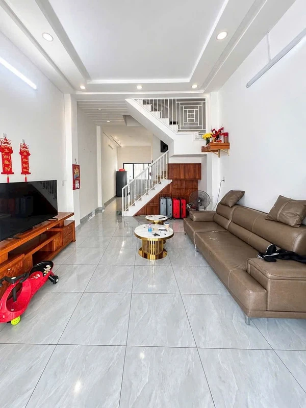 Nhà 3 tầng 164m² Phước Long 2 Nha Trang 7 tỷ