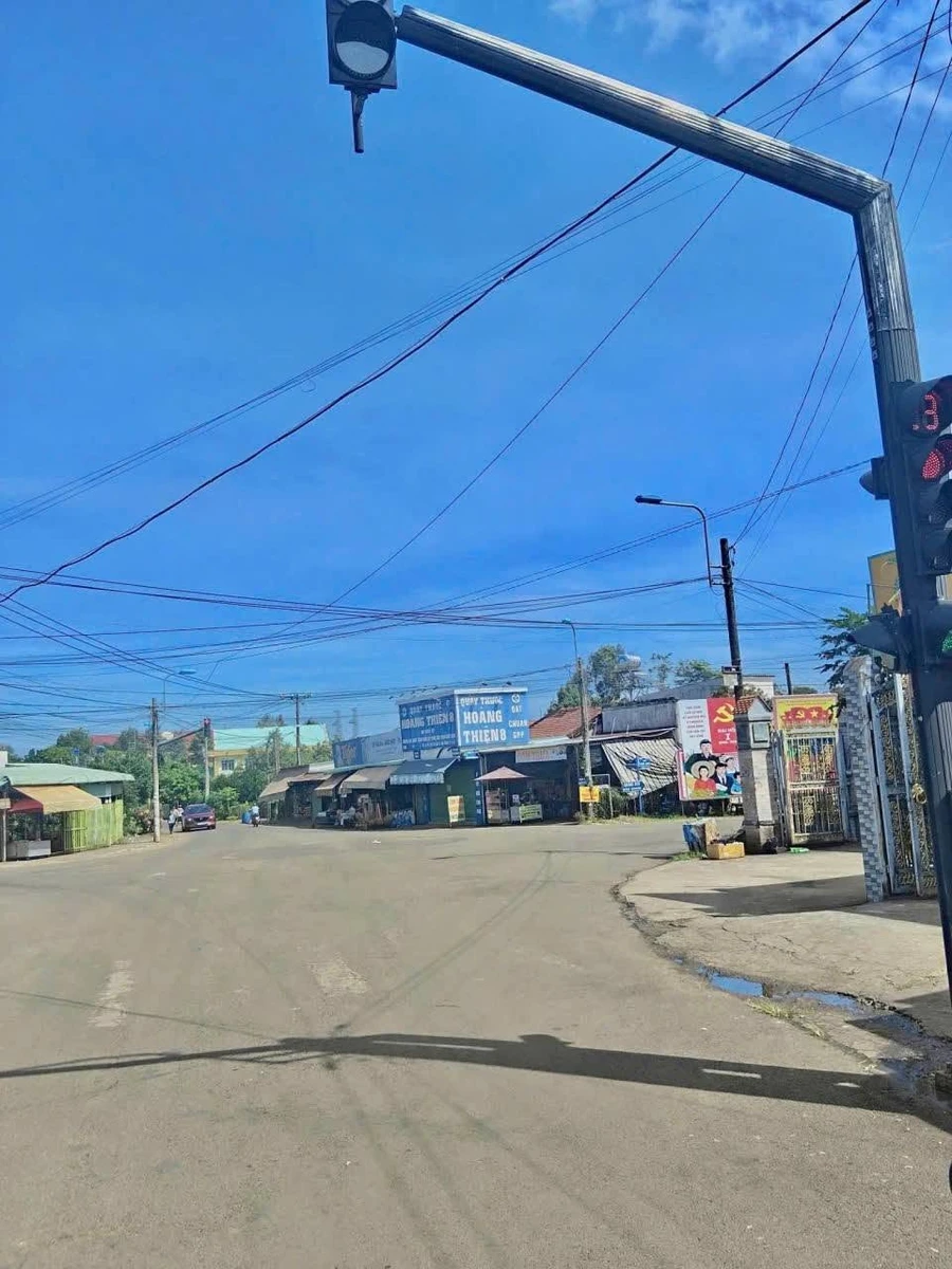 Bán đất thổ cư 95m2 sổ riêng 500 triệu, gần Thành Thái, Tân Bình - Ảnh 1