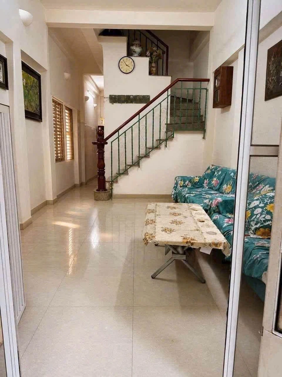 Bán nhà chính chủ 59m2, 1 trệt 2 lầu sân thượng, đường Nguyễn Kiệm, Gò Vấp giá 5,999 tỷ - Ảnh thu nhỏ 2