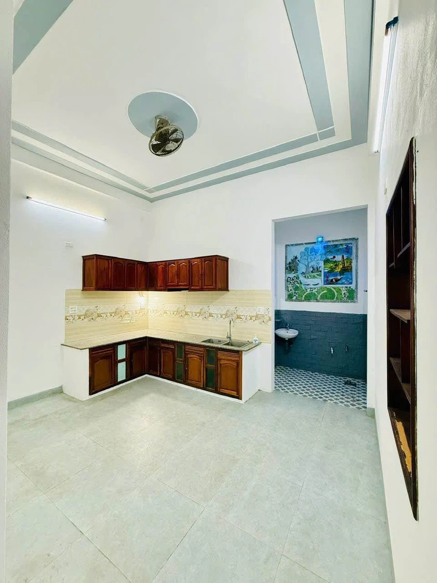 Bán nhà mặt tiền 79,9m² 3 tầng Quy Nhơn 4,9 tỷ - Ảnh thu nhỏ 3