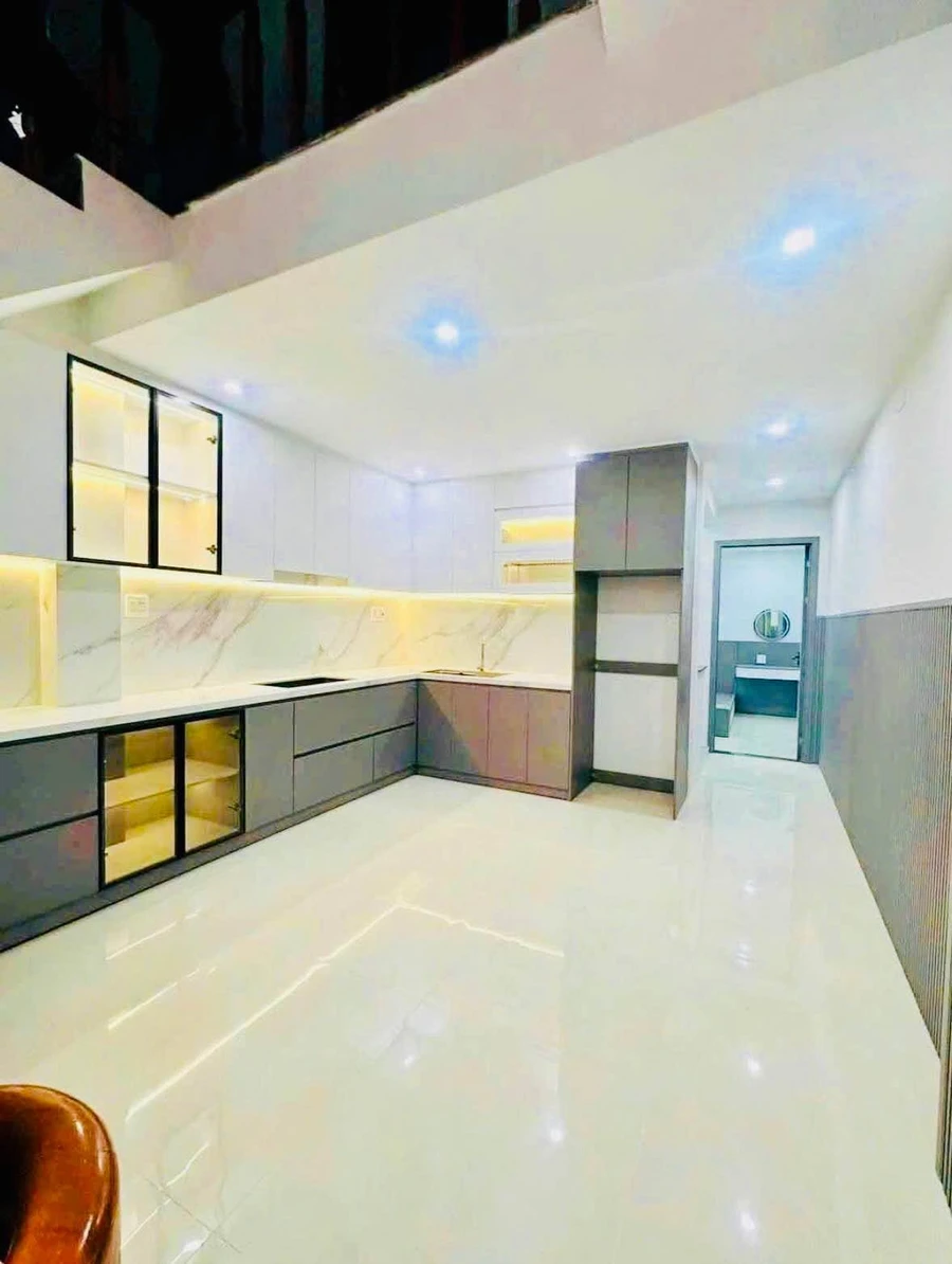 Bán nhà mặt tiền Võ Phước, Quy Nhơn, 80m², 3 phòng ngủ, 5,8 tỷ - Ảnh thu nhỏ 3