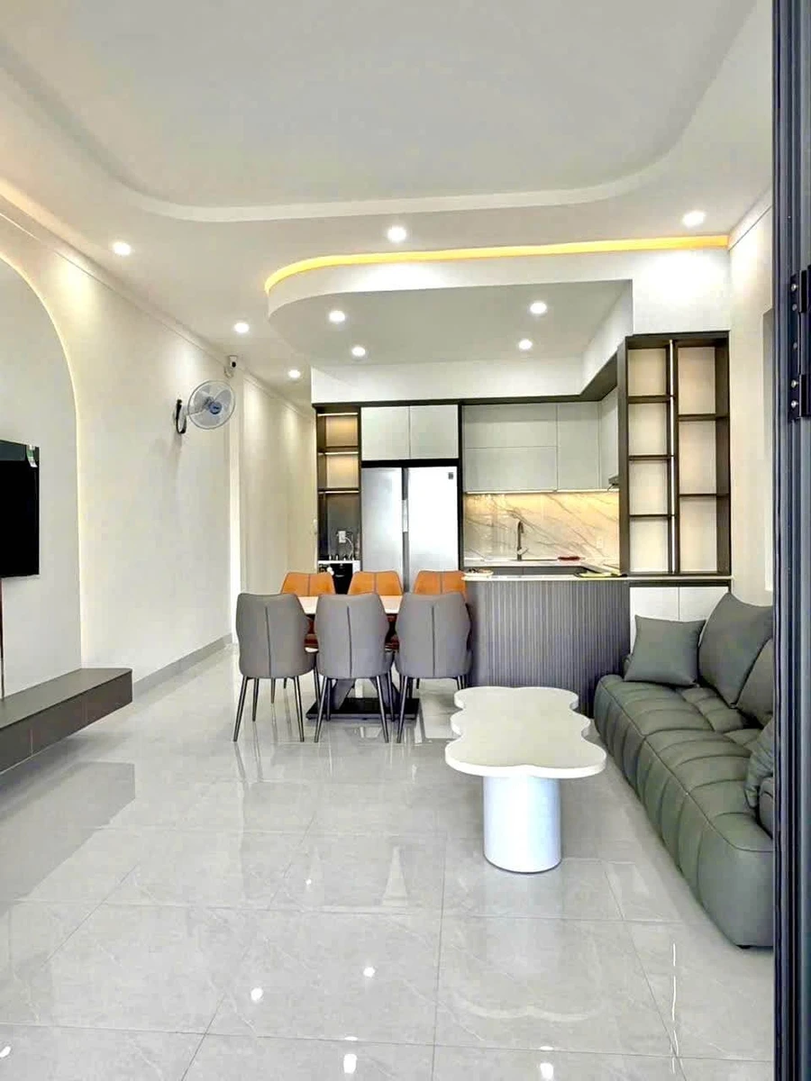 Bán nhà phố 5x22 full nội thất 3PN 2WC gần Đại học Tây Nguyên, Buôn Ma Thuột - Ảnh thu nhỏ 3
