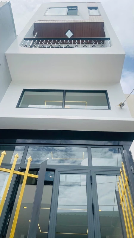 Bán nhà phố 3,5 tầng 105m2 hẻm 3,5m phường Quy Nhơn Nam, giá 2 tỷ 850