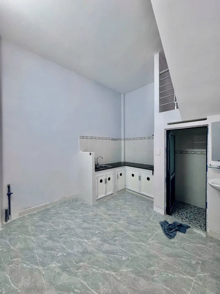 Bán nhà 2PN 2WC, 32m², Lê Văn Quới, 3,85 tỷ - Ảnh thu nhỏ 5