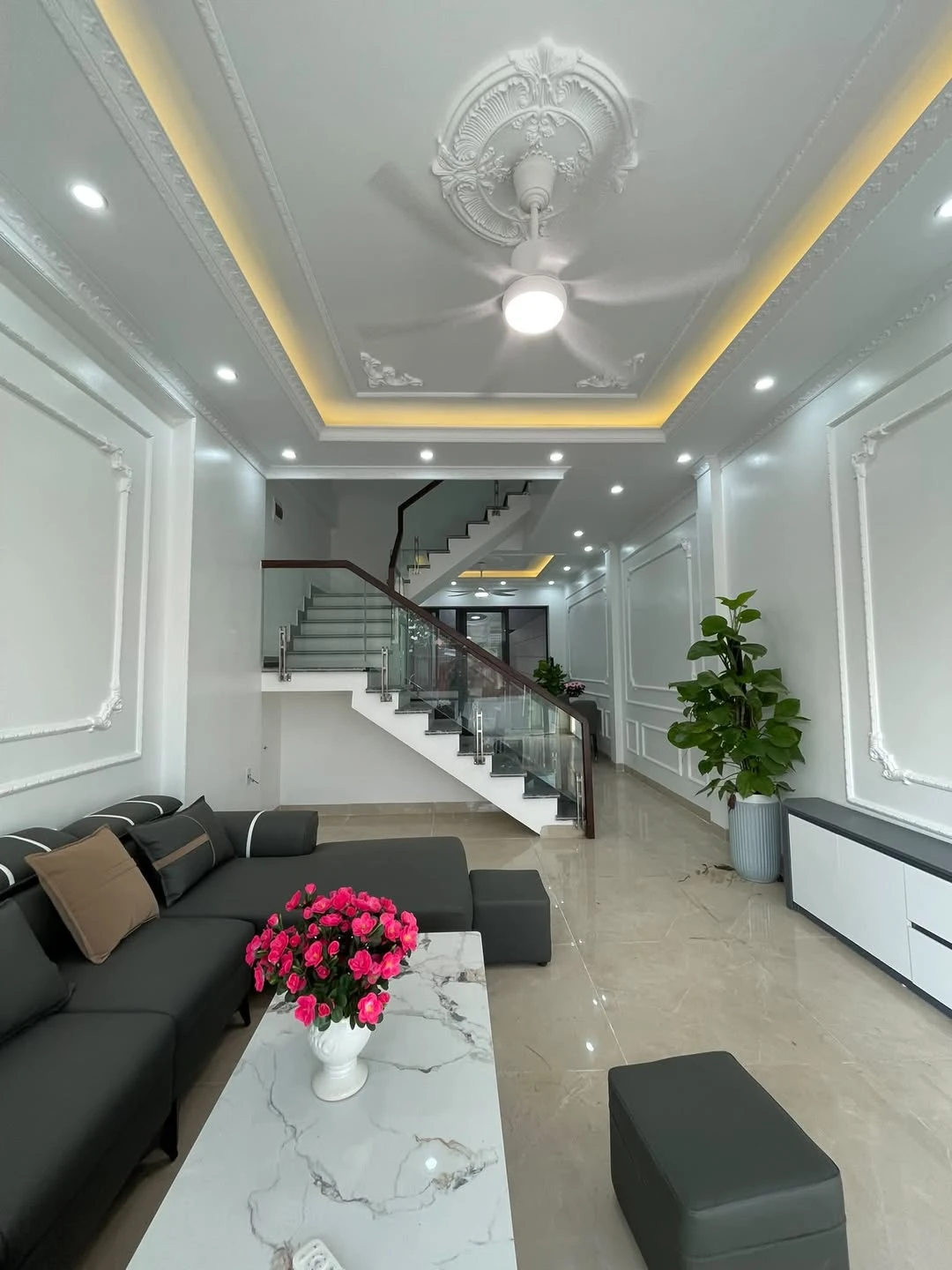 Nhà bán 3 tầng 56m² gần chợ Minh Khai, Quận 12 - Ảnh 1