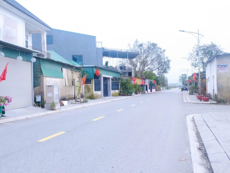 Bán đất trung tâm Phường Thành Sen Hà Tĩnh. View công viên
