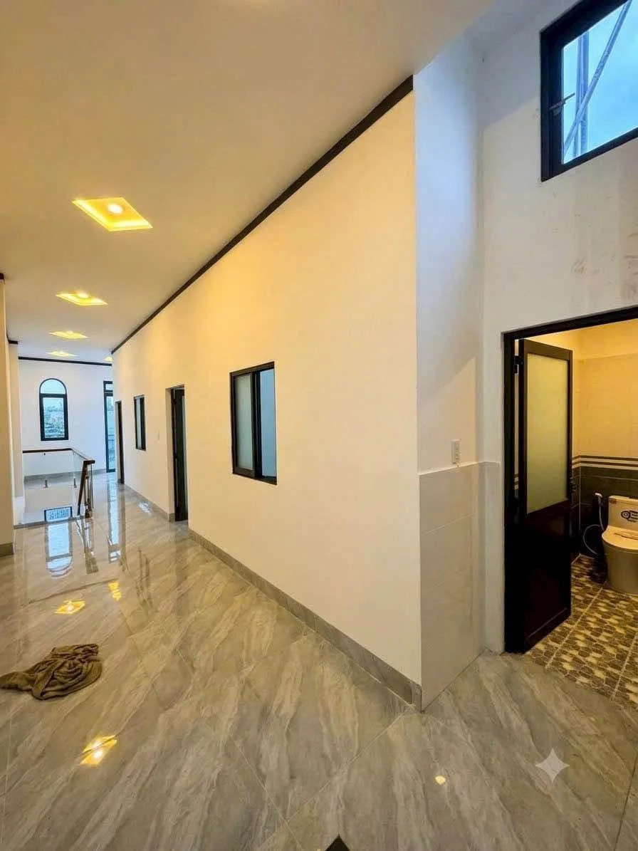 Bán nhà Quận 1 gần Chợ Đức Hưng, 90m2, 645 triệu - Ảnh thu nhỏ 5