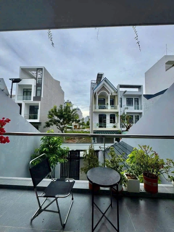 Bán nhà 1 trệt 2 lầu 103m2 mặt tiền đường Đặng Thị Nhu, Ocean Dunes Phan Thiết