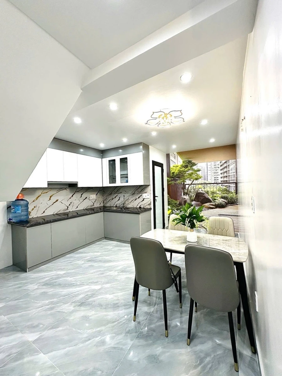 Bán nhà 3 tầng độc lập 70m2 có nội thất, 3.48 tỷ - Ảnh thu nhỏ 3