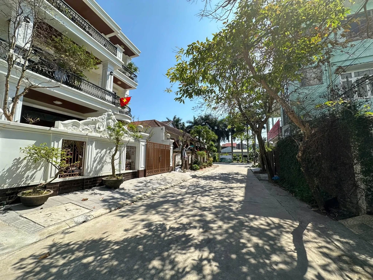 Bán lô đất 200m2 mặt tiền Phạm Văn Đồng, Huế - Ảnh thu nhỏ 4