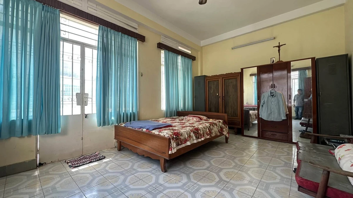 Bán nhà 3 tầng 10 phòng ngủ 218m² Phước Hòa Nha Trang - Ảnh thu nhỏ 5