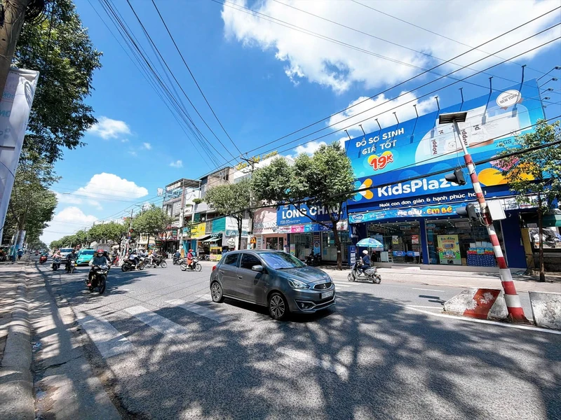 Bán gấp shophouse lô góc 2 mặt tiền Ghềnh Hào giá chỉ 4,5 tỷ (nhà + đất) nhahaibatrung