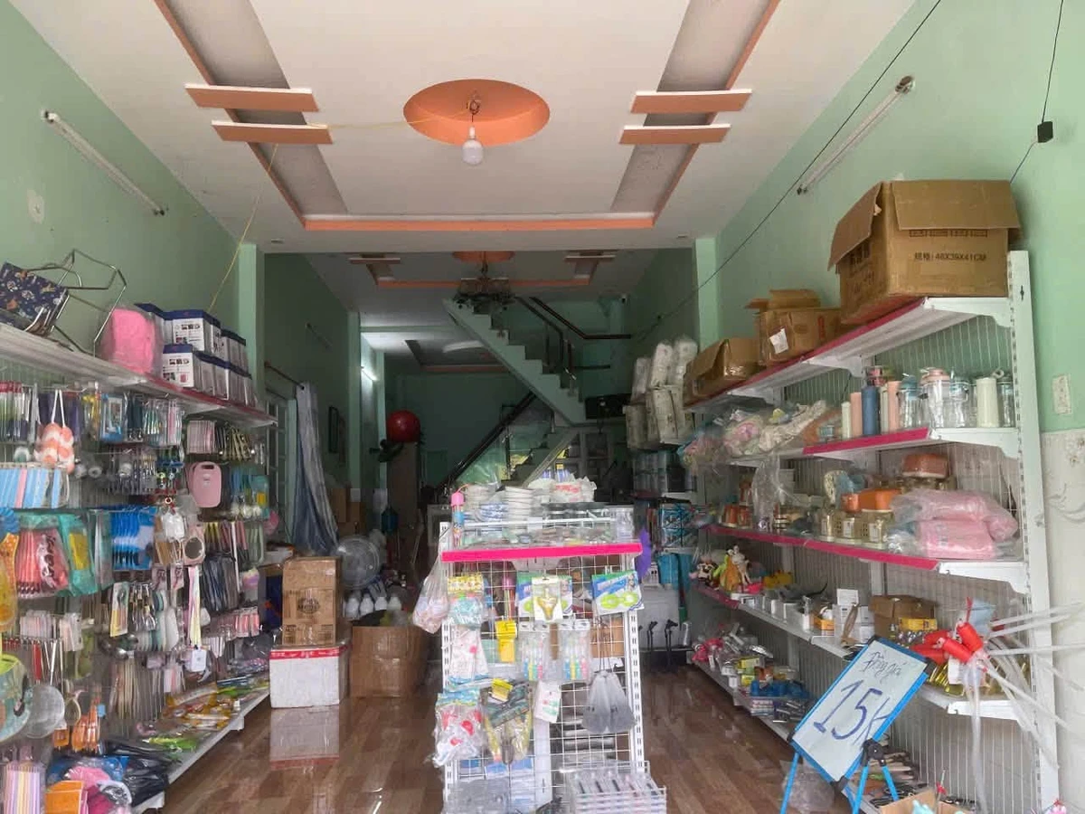 Bán nhà lầu + 11 trọ 300m2 Mỹ Phước 2, Bình Dương - Ảnh thu nhỏ 2