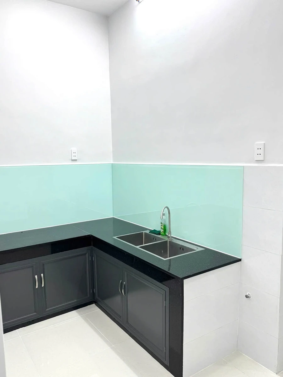 Bán nhà cấp 4 hẻm xe hơi 60m2, 2PN, đường 10 Linh Chiểu, Thủ Đức, giá 5,65 tỷ - Ảnh thu nhỏ 3