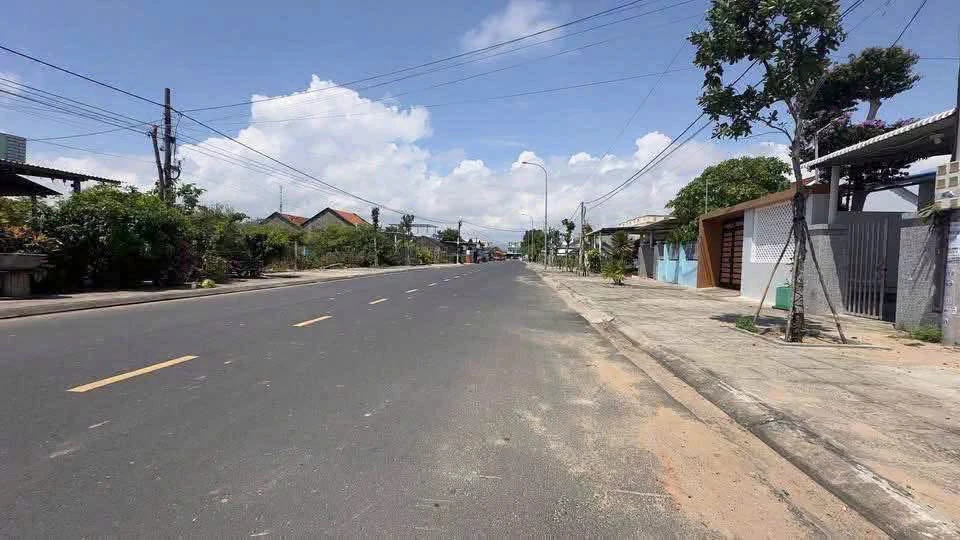 Bán đất mặt tiền Nguyễn Văn Linh Đông Hoà Phú Yên 420m2 - Ảnh thu nhỏ 2