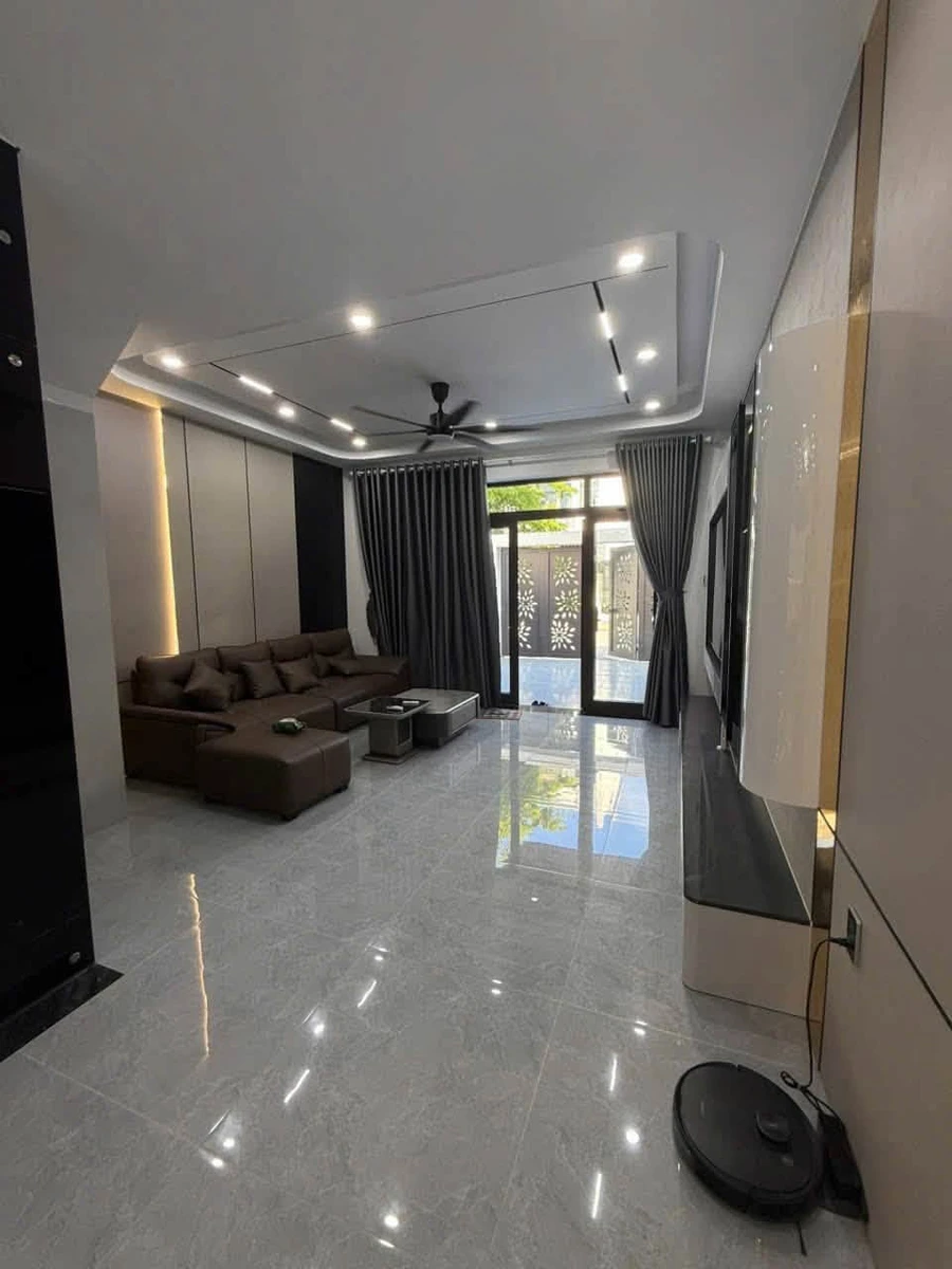 Bán nhà 3 tầng 100m² thang máy cảm ứng Nha Trang 9,35 tỷ - Ảnh thu nhỏ 2