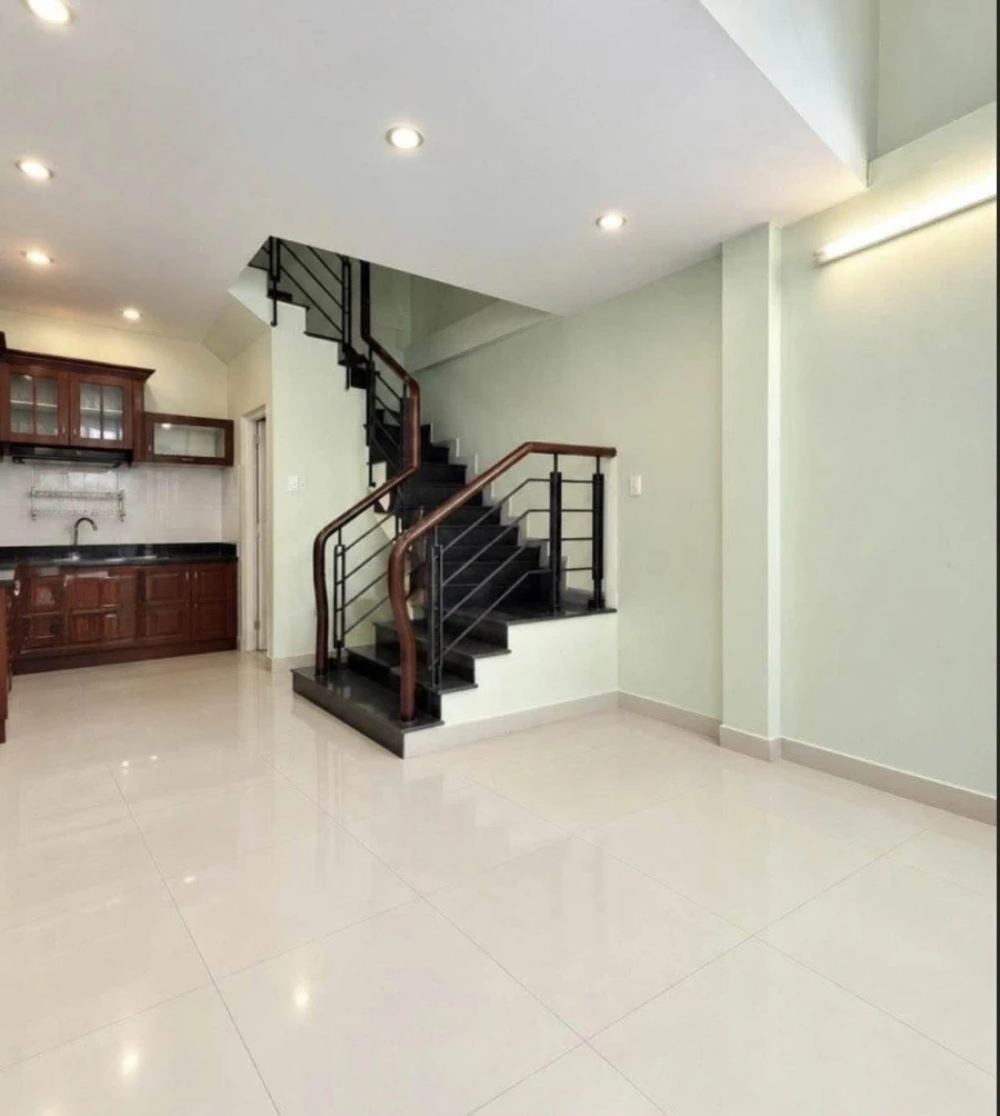 Bán nhà 5 tầng 30m² Đề Thám, Quận 1, giá nhỉnh 6 tỷ - Ảnh thu nhỏ 3