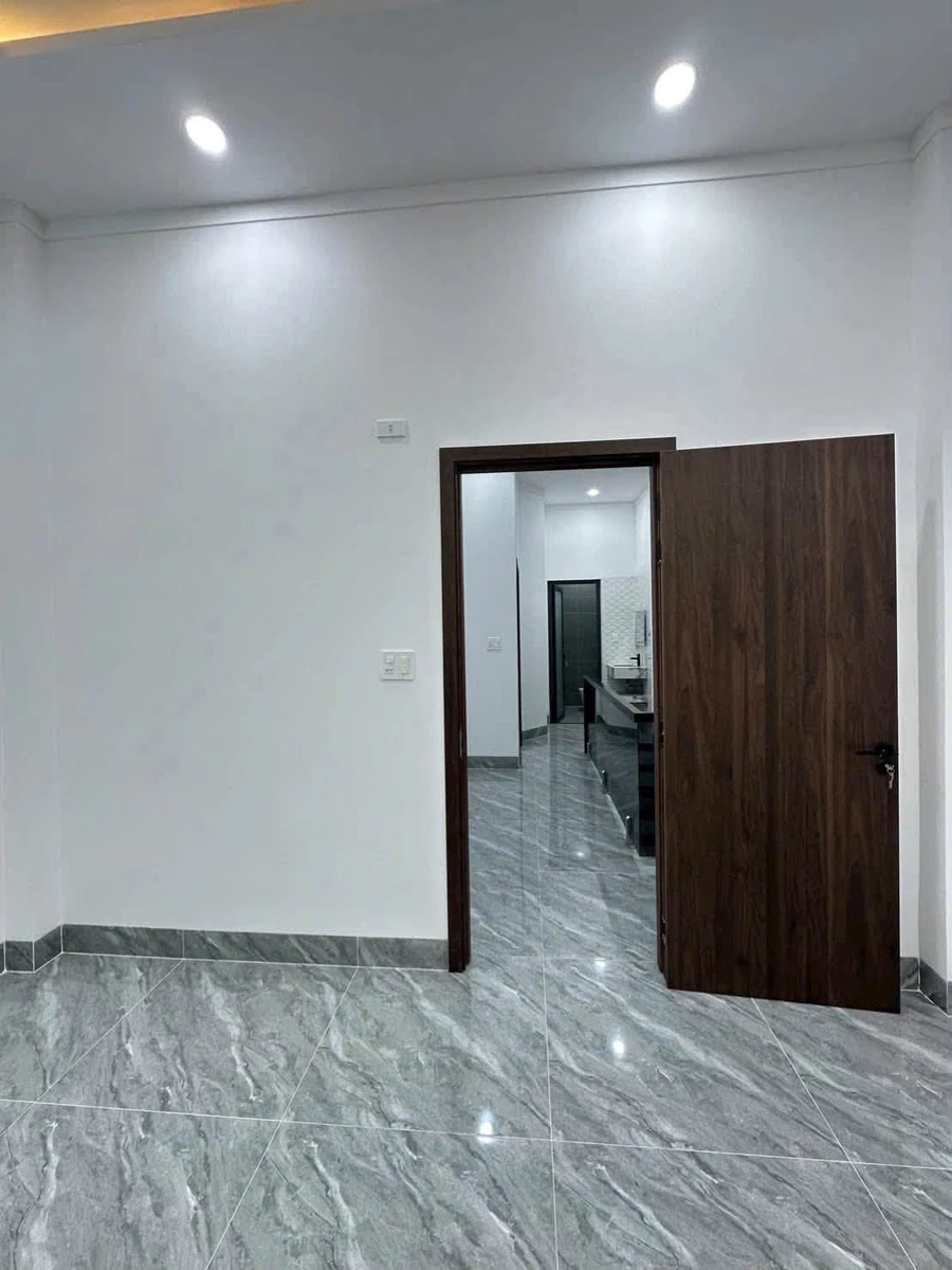 Bán nhà 1 trệt 1 lầu 63m2 hẻm ô tô KP3 Trảng Dài, giá 2,79 tỷ - Ảnh thu nhỏ 3