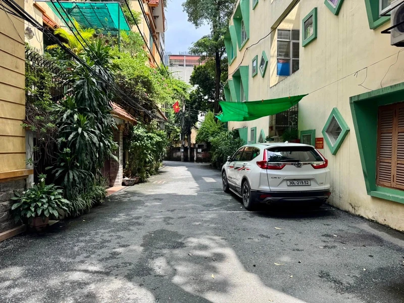 Bán nhà mới thang máy, ô tô vào nhà, 43m2, Mỗ Lao, Hà Đông