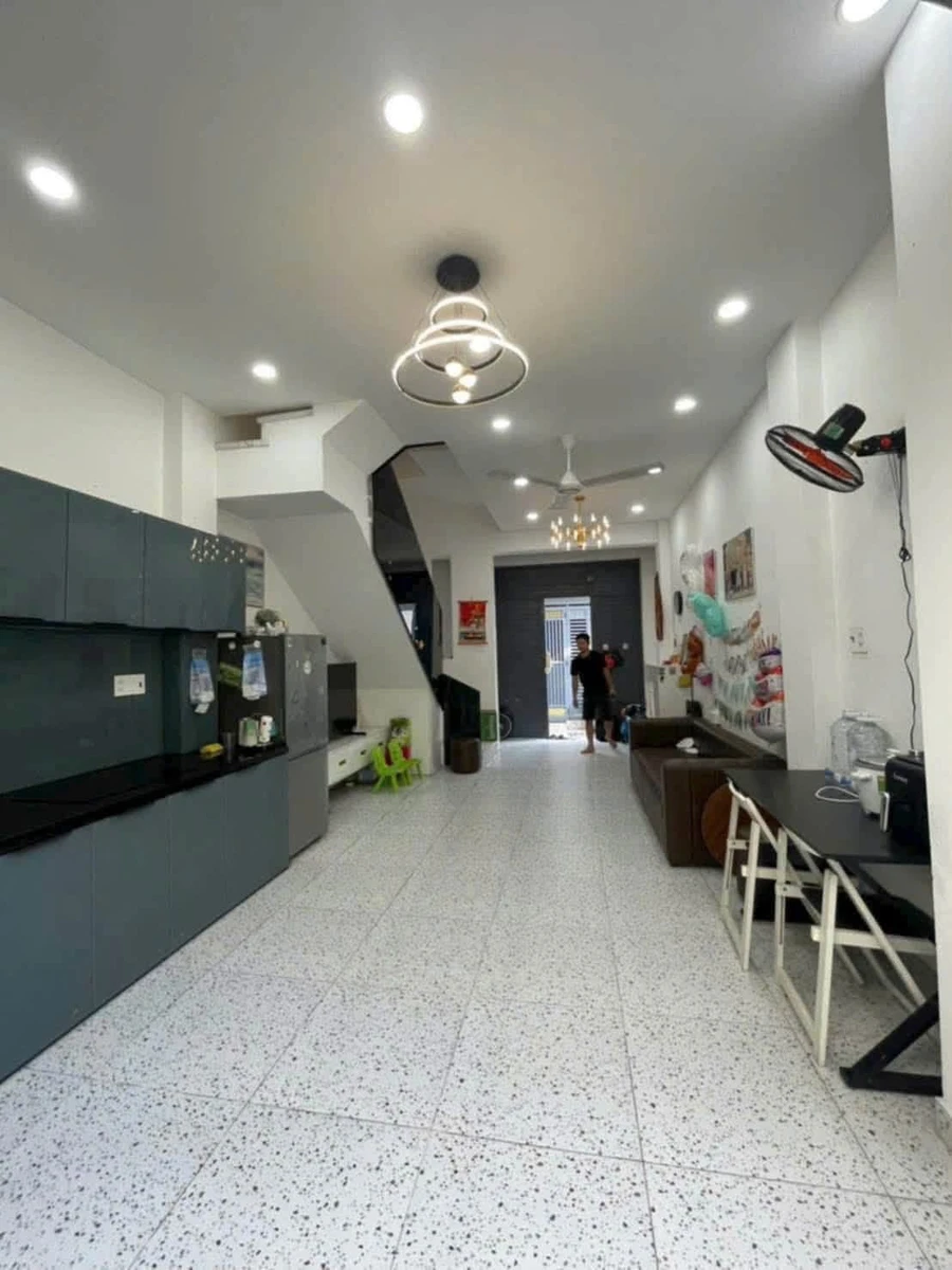 Bán nhà Mã Lò, Bình Tân 50m², 3 tầng, giá 4,275 tỷ - Ảnh 1