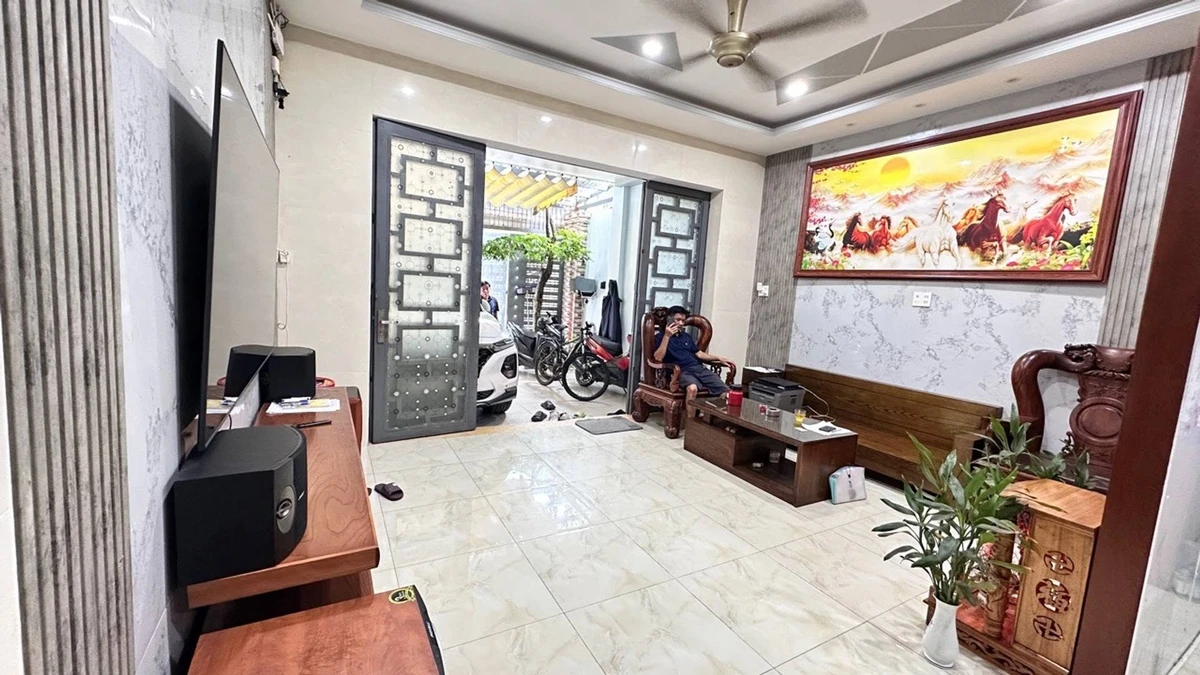 Bán nhà 3 tầng 90m² 4,1 tỷ Quận 12 - Ảnh thu nhỏ 4