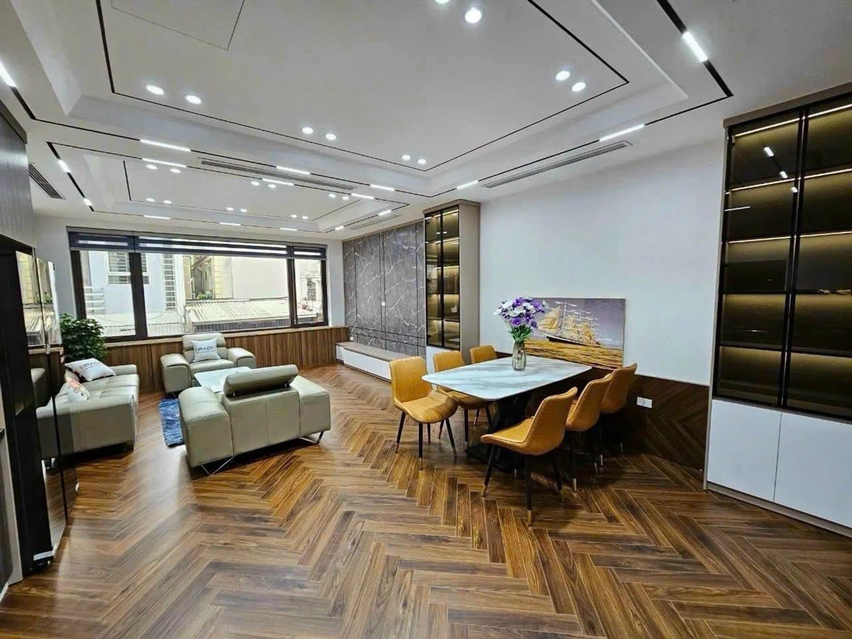 Bán nhà 55m2 6 tầng mặt tiền Nguyễn Văn Cừ Q7 - 20 tỷ - Ảnh thu nhỏ 3