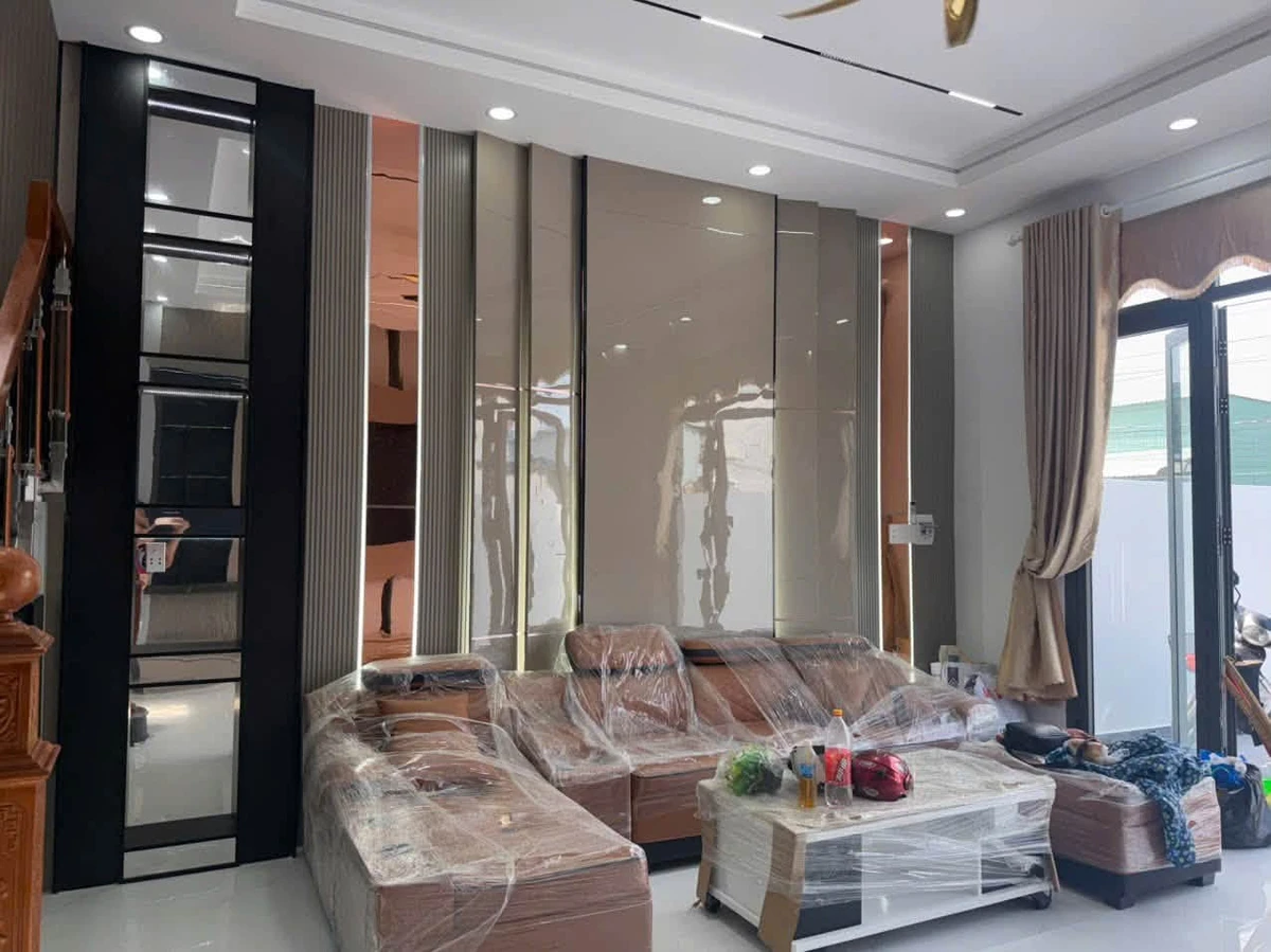 Bán nhà 1 trệt 1 lầu 3PN 125m² Cần Giuộc 3 tỷ - Ảnh thu nhỏ 3