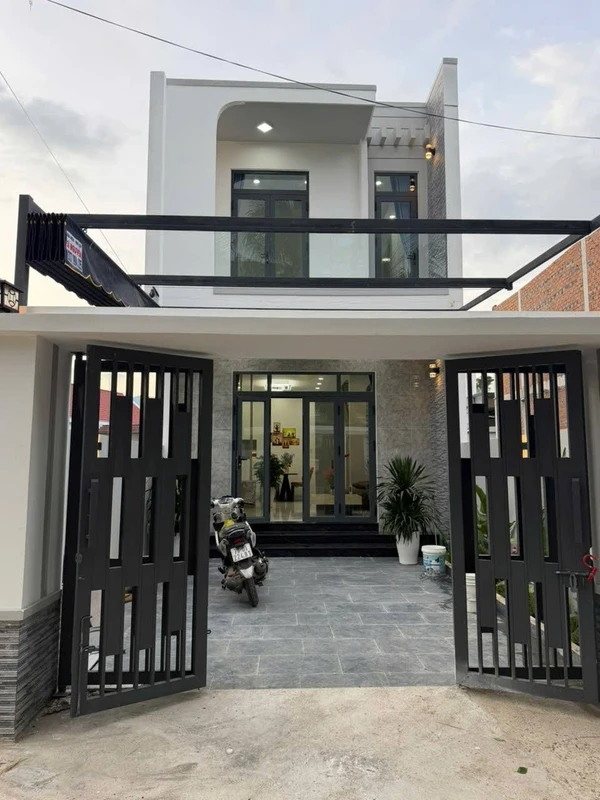 Bán nhà mới xây Diên Diền 96m2, 3 phòng ngủ, 2 tỷ 290 triệu