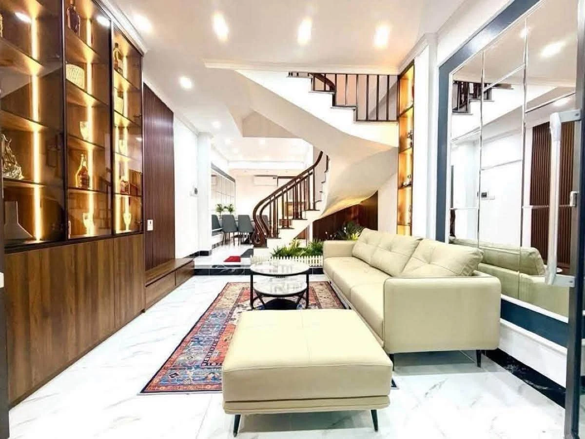 Nhà bán 35m² 4 tầng 9 tỷ Ngọc Hà Ba Đình - Ảnh 1