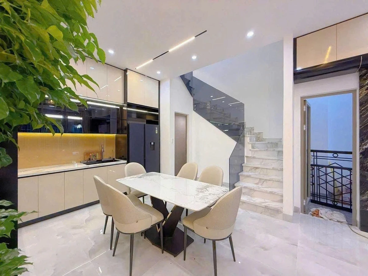 Bán nhà 3 tầng 50m² giá 4 tỷ gần biển Đà Nẵng - Ảnh thu nhỏ 3