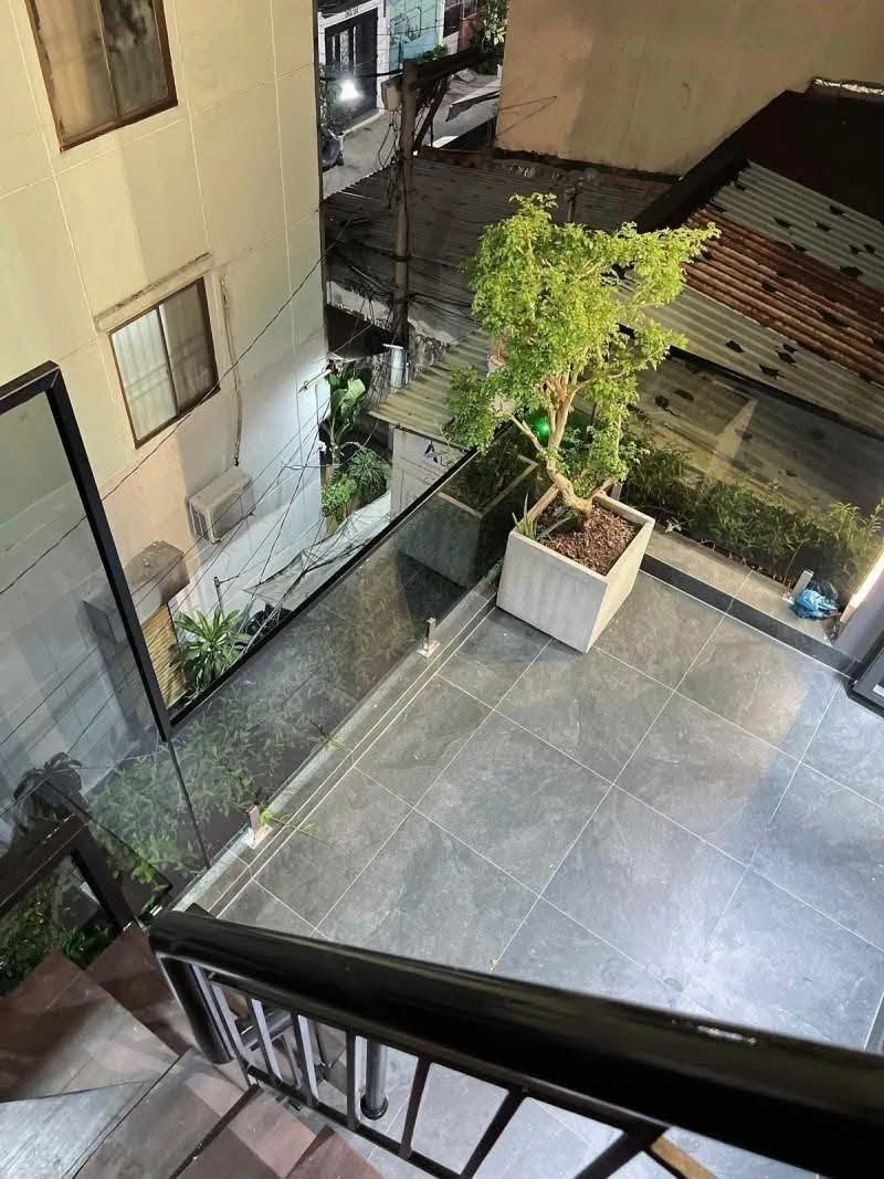 Bán nhà 4 tầng 61m² hẻm xe hơi đường 3 Tháng 2, Quận 10, full nội thất - Ảnh thu nhỏ 3