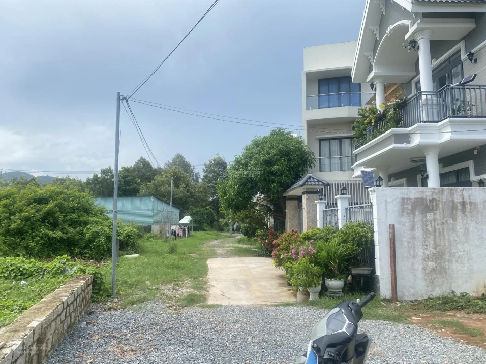 Hàng hiếm bán đất khu biệt thự trung tâm Long Hải giá 5 tỷ 086, cách biển Dinh Cô 2km - Ảnh thu nhỏ 2