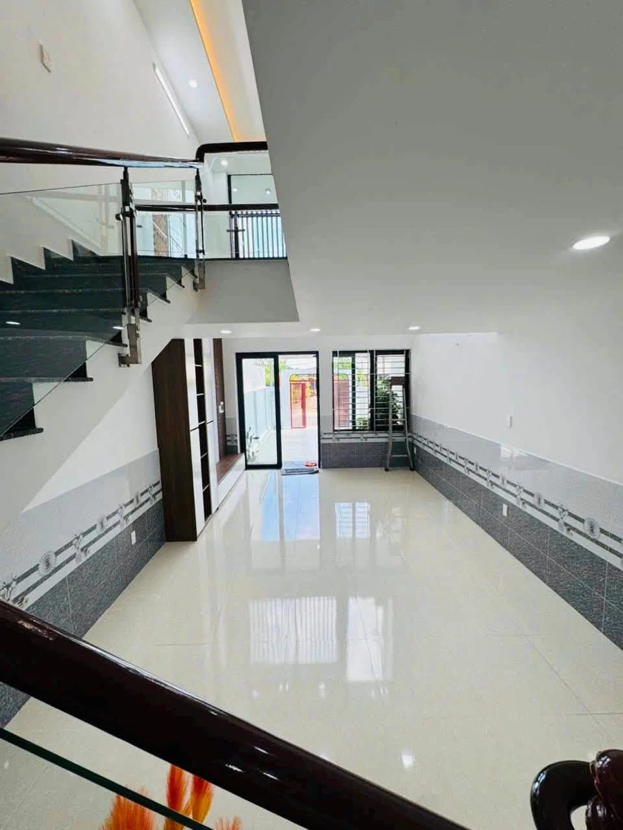 Bán nhà 1 trệt 2 lầu 135m² 4PN, mặt tiền Hiệp An, Bình Dương - Ảnh thu nhỏ 2