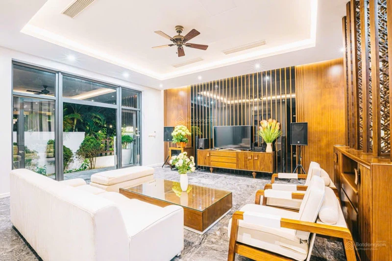 Cắt lỗ sâu! Villa VIP FLC Sầm Sơn 500m2 3 tầng 7PN bể bơi riêng sổ đỏ lâu dài