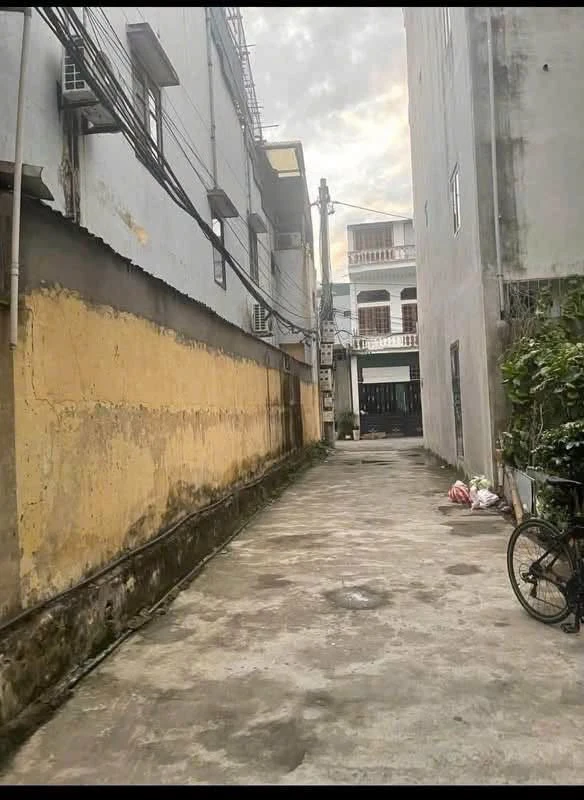 Bán thửa đất vuông vắn 70,5m² Ngô Quyền, 1 tỷ 800 triệu - Ảnh thu nhỏ 3