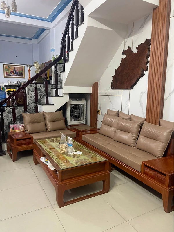 Bán nhà 4 tầng 60m² trung tâm Quy Nhơn gần chợ