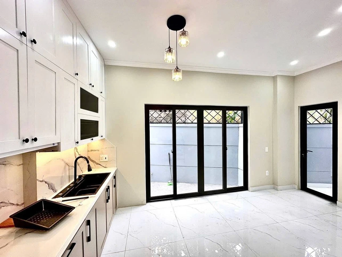 Bán nhà 4 tầng 42m² 3 phòng ngủ tại Lê Lai, Quận 1 - Ảnh thu nhỏ 5