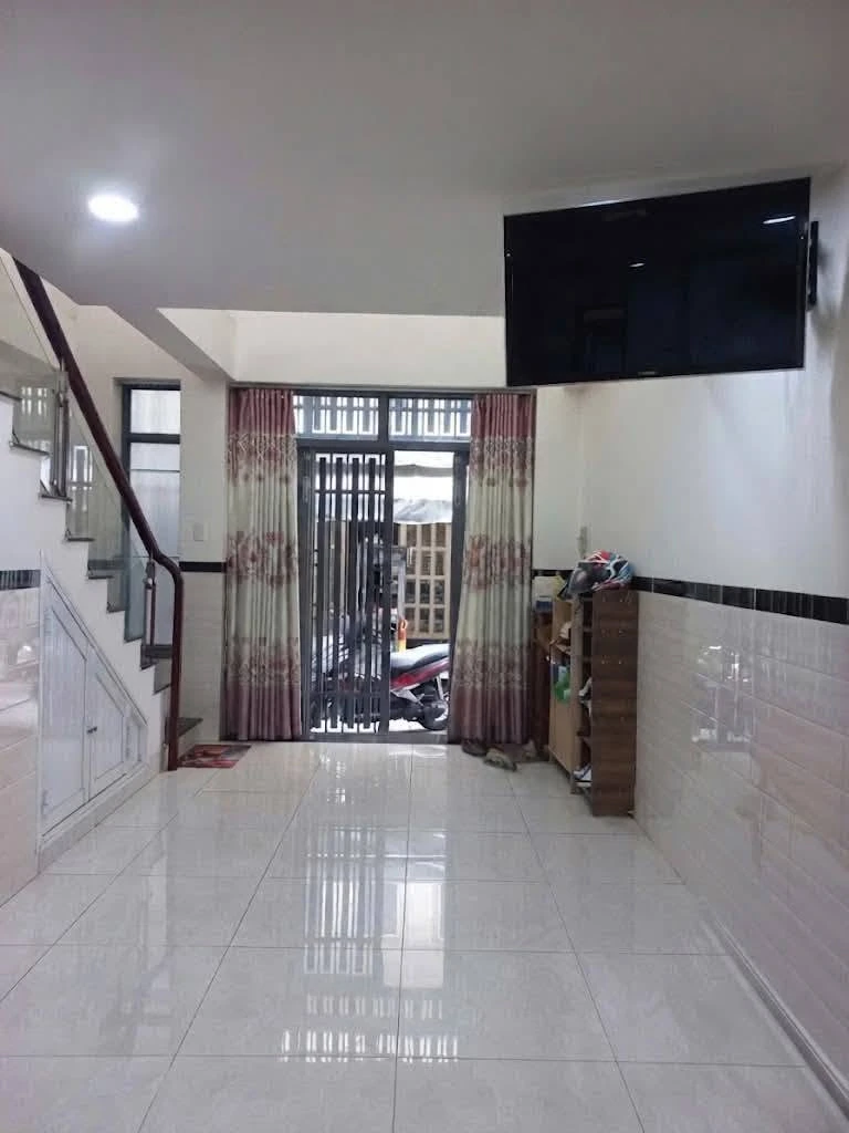 Bán nhà phố Tô Hiến Thành, Phường Hòa Hưng, Quận 10, 39,2m2, trệt lửng 2 lầu sân thượng, giá 9,5 tỷ - Ảnh thu nhỏ 3