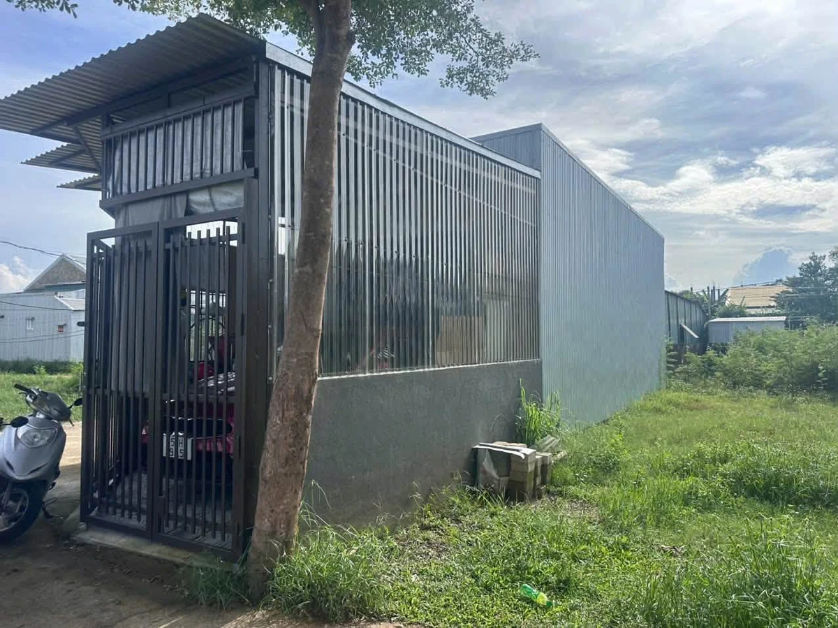 Nhà 2 mặt tiền đường ôtô Trịnh Cương, Huế, 80.6m2, 1.8 tỷ - Ảnh thu nhỏ 3