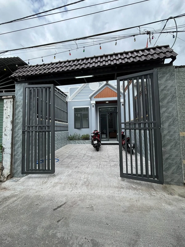 Nhà mái Thái 5x26m, 3PN, 2 tỷ, Trảng Dài