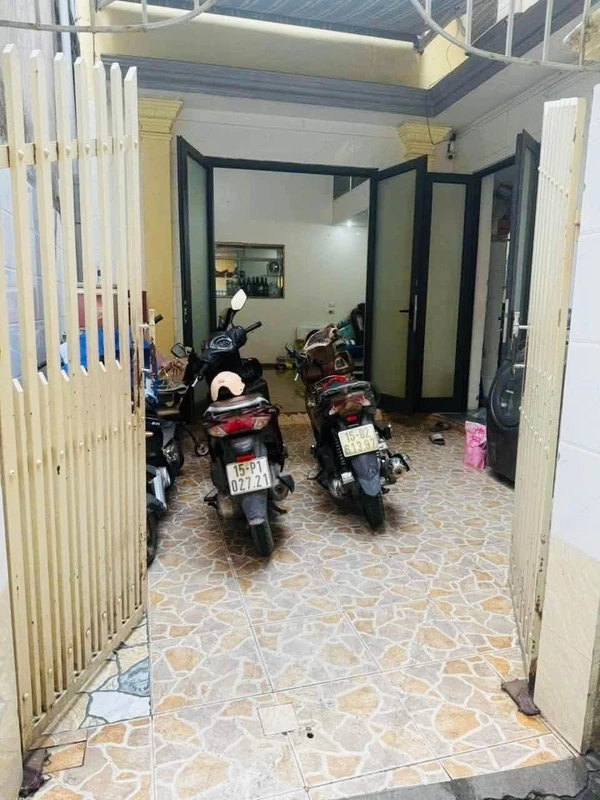 Bán nhà 2 tầng 61m² Lê Lai Ngô Quyền Hải Phòng 2.4 tỷ