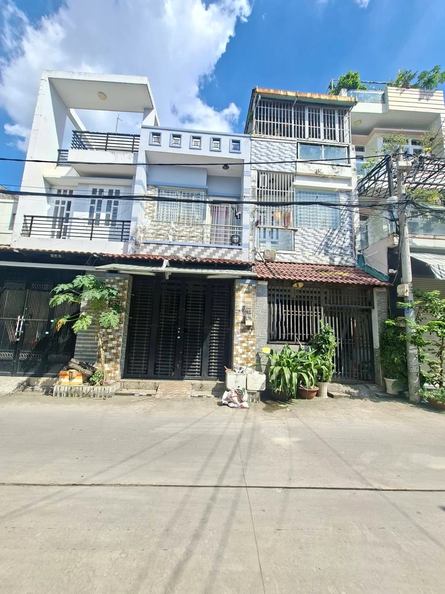 Bán nhà 2 tầng 76m² 3PN gần Lê Trọng Tấn 4 tỷ - Ảnh thu nhỏ 3