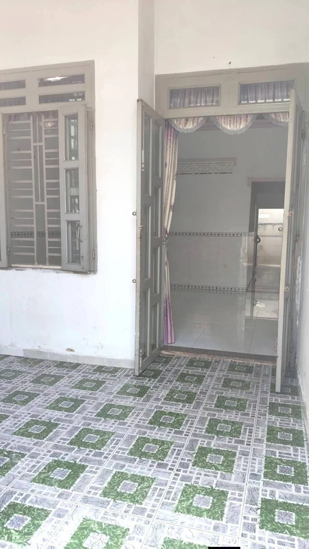 Bán nhà 2 tầng 75m2 gần chợ đầu mối Hòa Cường o865