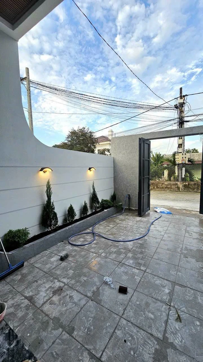 Bán nhà mới 97m² 1 trệt 1 lầu Phường Hố Nai - Ảnh 1