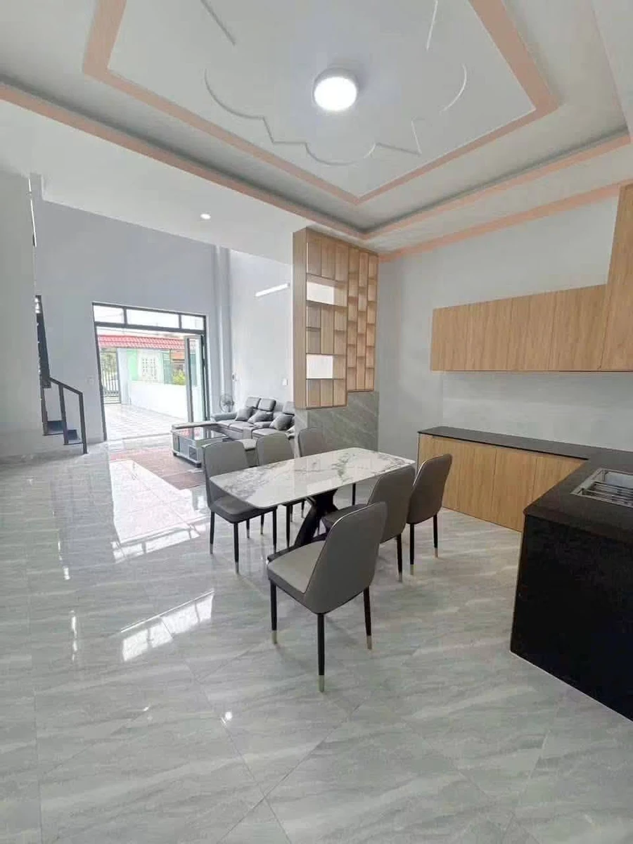 Bán nhà lầu lửng sân vườn 205m² Bến Cát 2,05 tỷ - Ảnh thu nhỏ 3